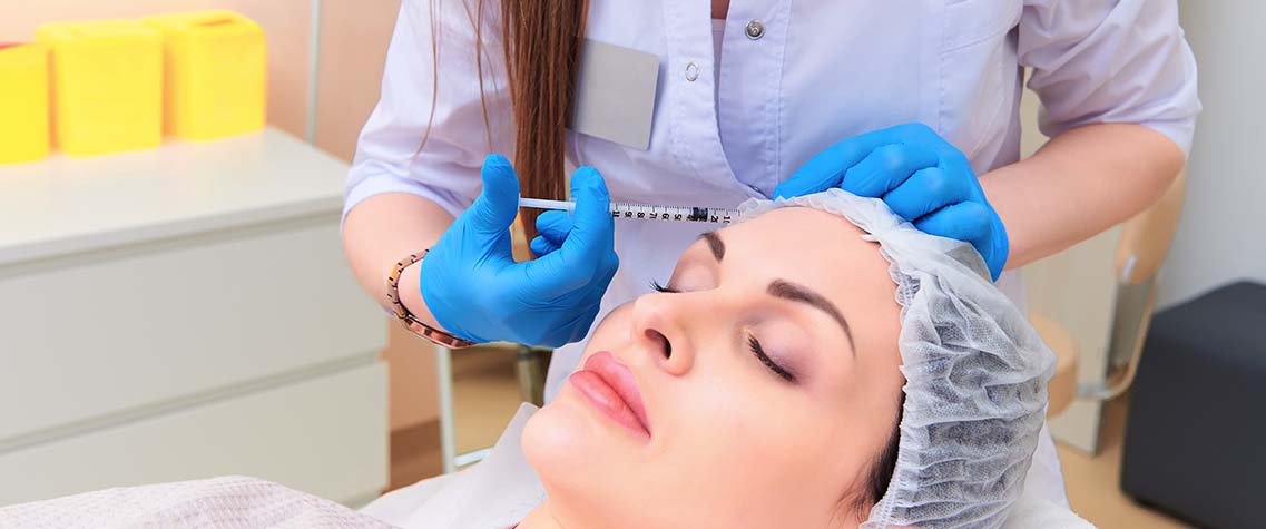 This is a method to make your eyebrows thicker and smoother