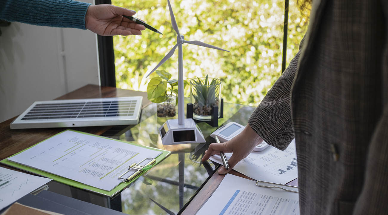 Financial Benefits of Renewable Energy for Enterprises
