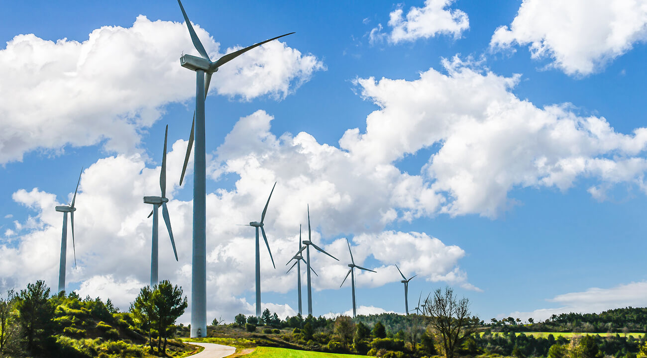 How Utility-Scale Renewables are Reshaping Global Power Grids